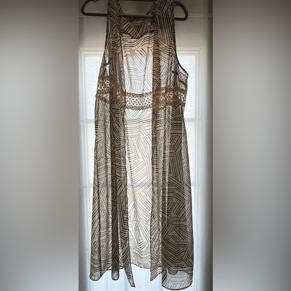 Maurices Plus Size Duster/Kimono.  Size 2/3. Ivory with black. - Picture 4 of 4